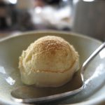 カチカチのアイスクリームを食べるならアルミスプーンが最適!